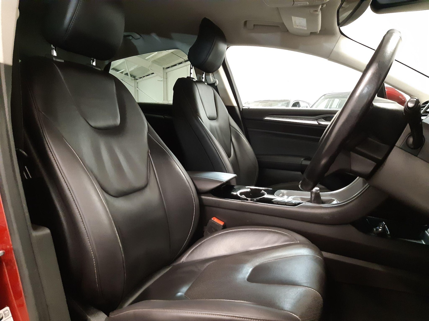 Used Ford Mondeo 2015 for sale - 76646165: Photo 16