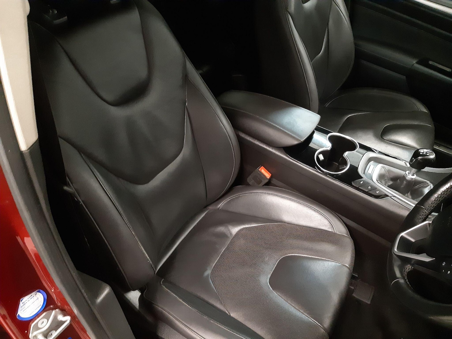 Used Ford Mondeo 2015 for sale - 76646165: Photo 17