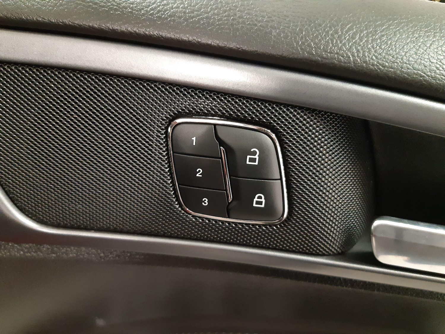 Used Ford Mondeo 2015 for sale - 76646165: Photo 20