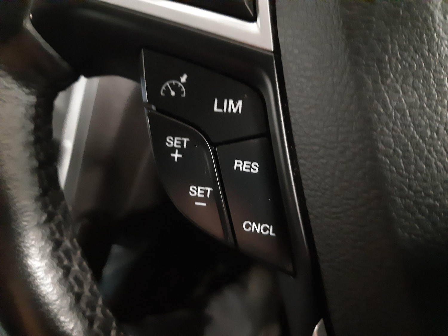 Used Ford Mondeo 2015 for sale - 76646165: Photo 25