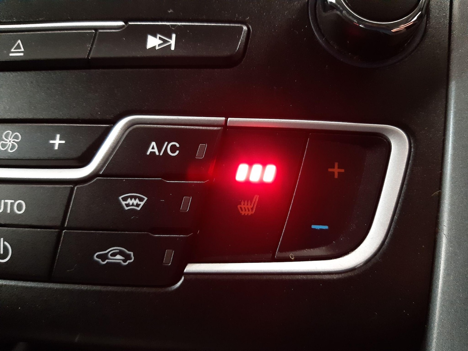 Used Ford Mondeo 2015 for sale - 76646165: Photo 31