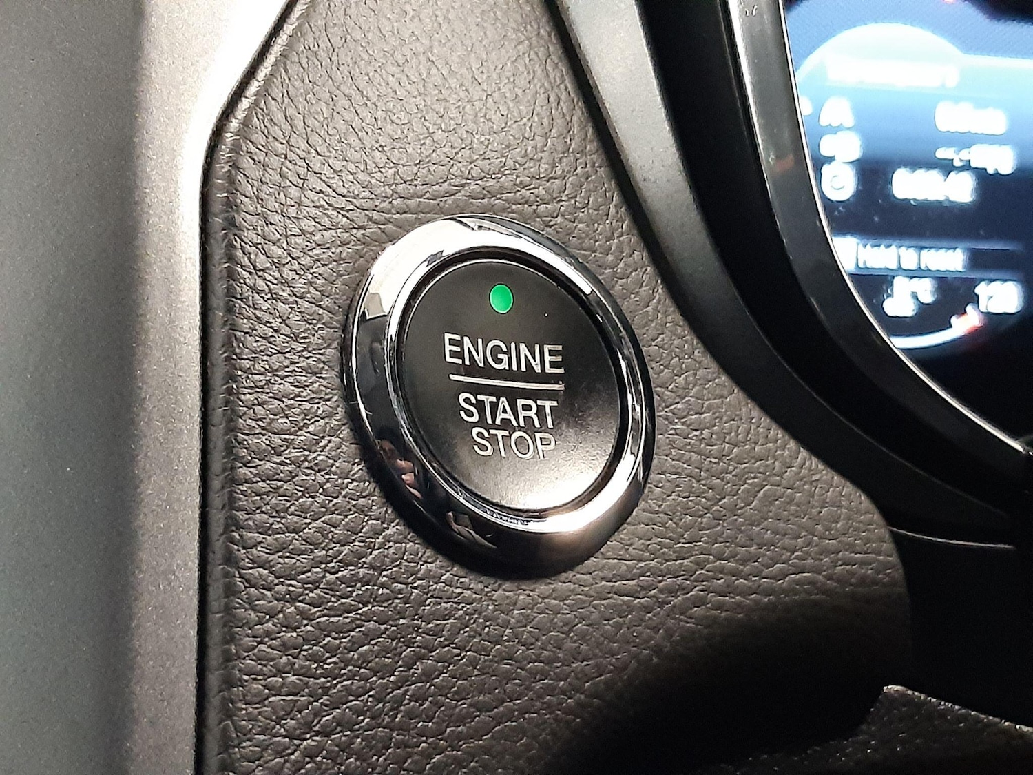 Used Ford Mondeo 2015 for sale - 76646165: Photo 33