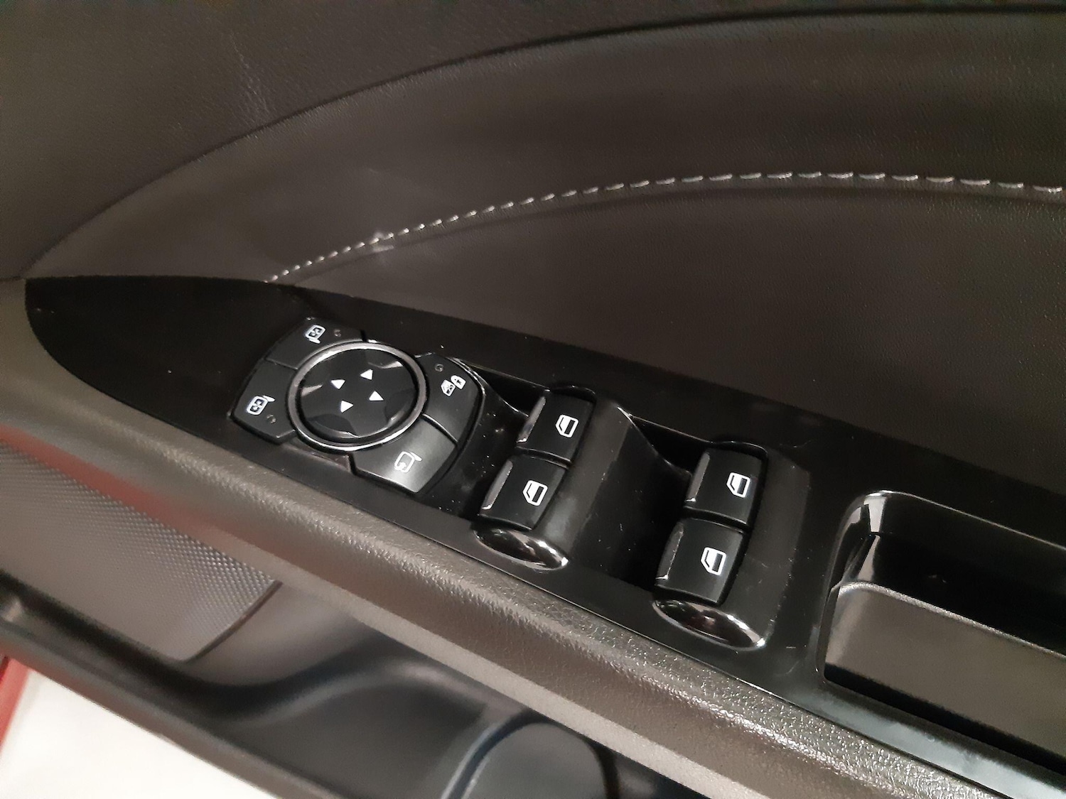 Used Ford Mondeo 2015 for sale - 76646165: Photo 54