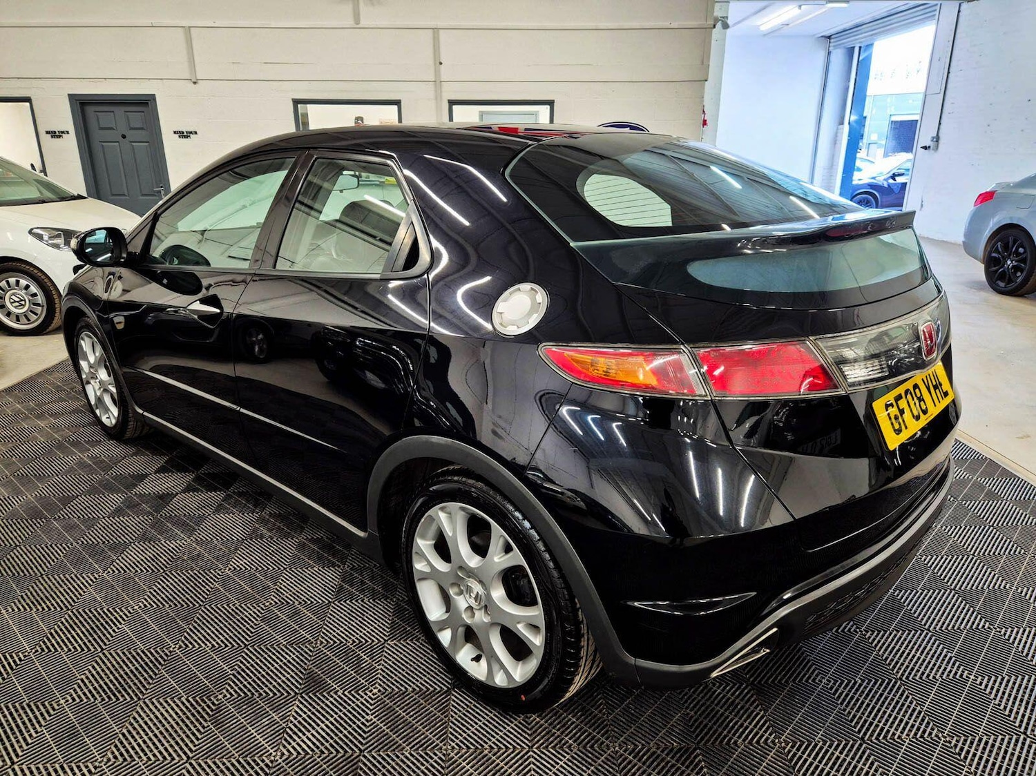 Used Honda Civic 2008 for sale - 77892971: Photo 3