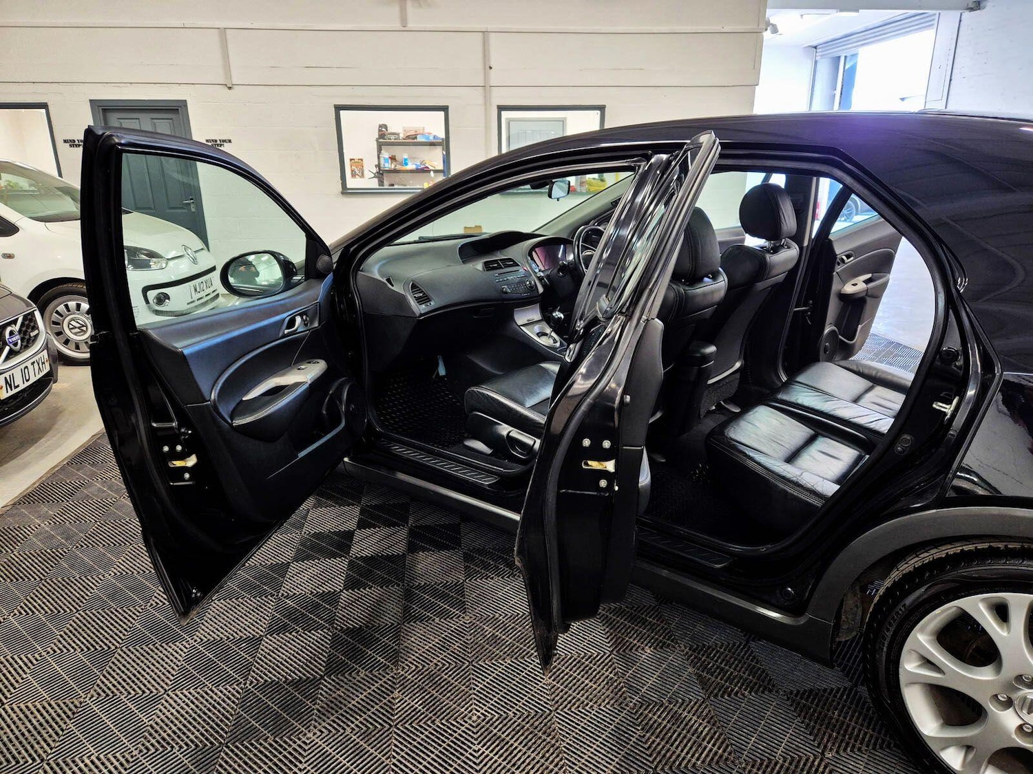 Used Honda Civic 2008 for sale - 77892971: Photo 6