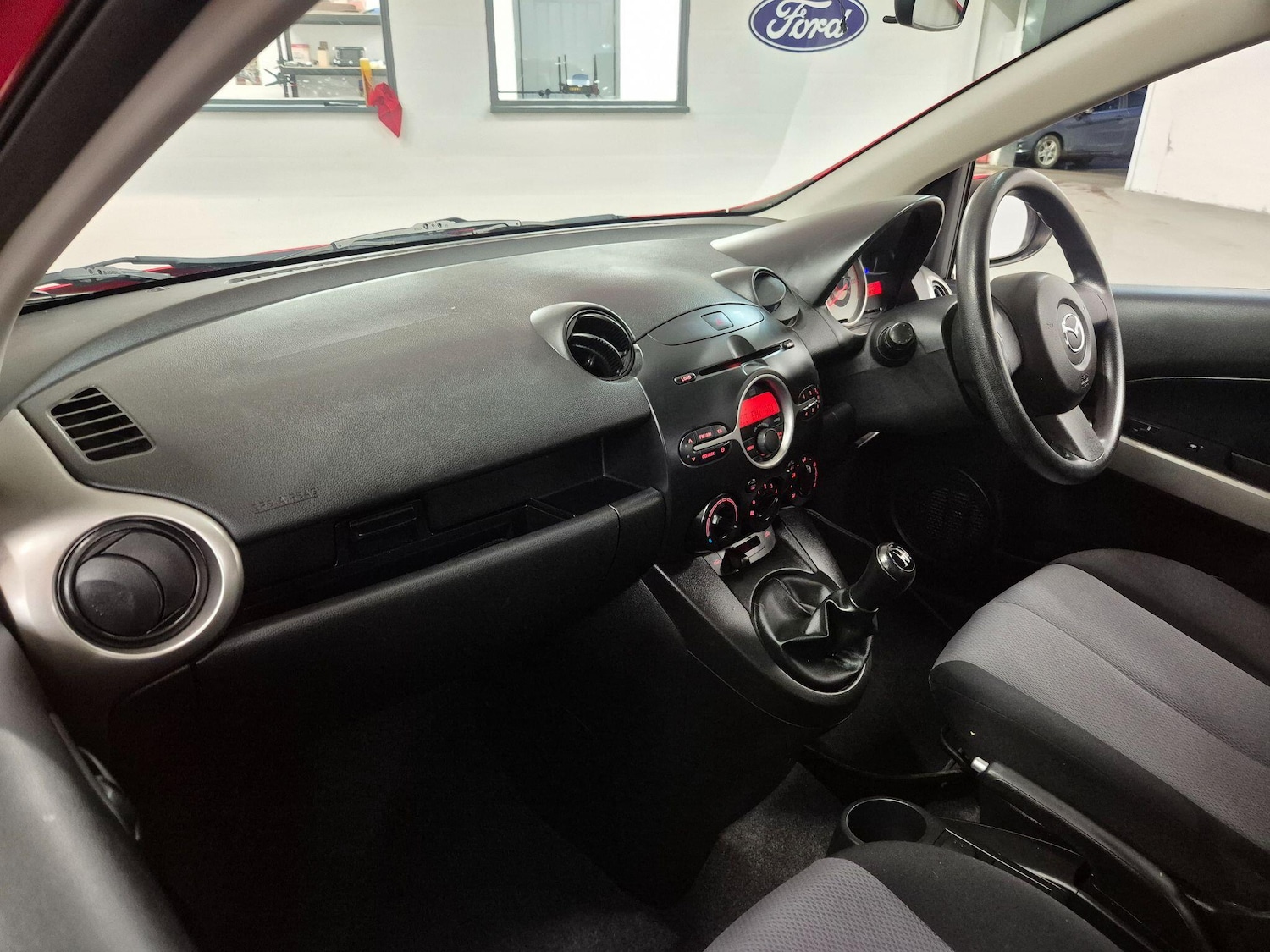 Used Mazda Mazda2 2010 for sale - 77387018: Photo 47