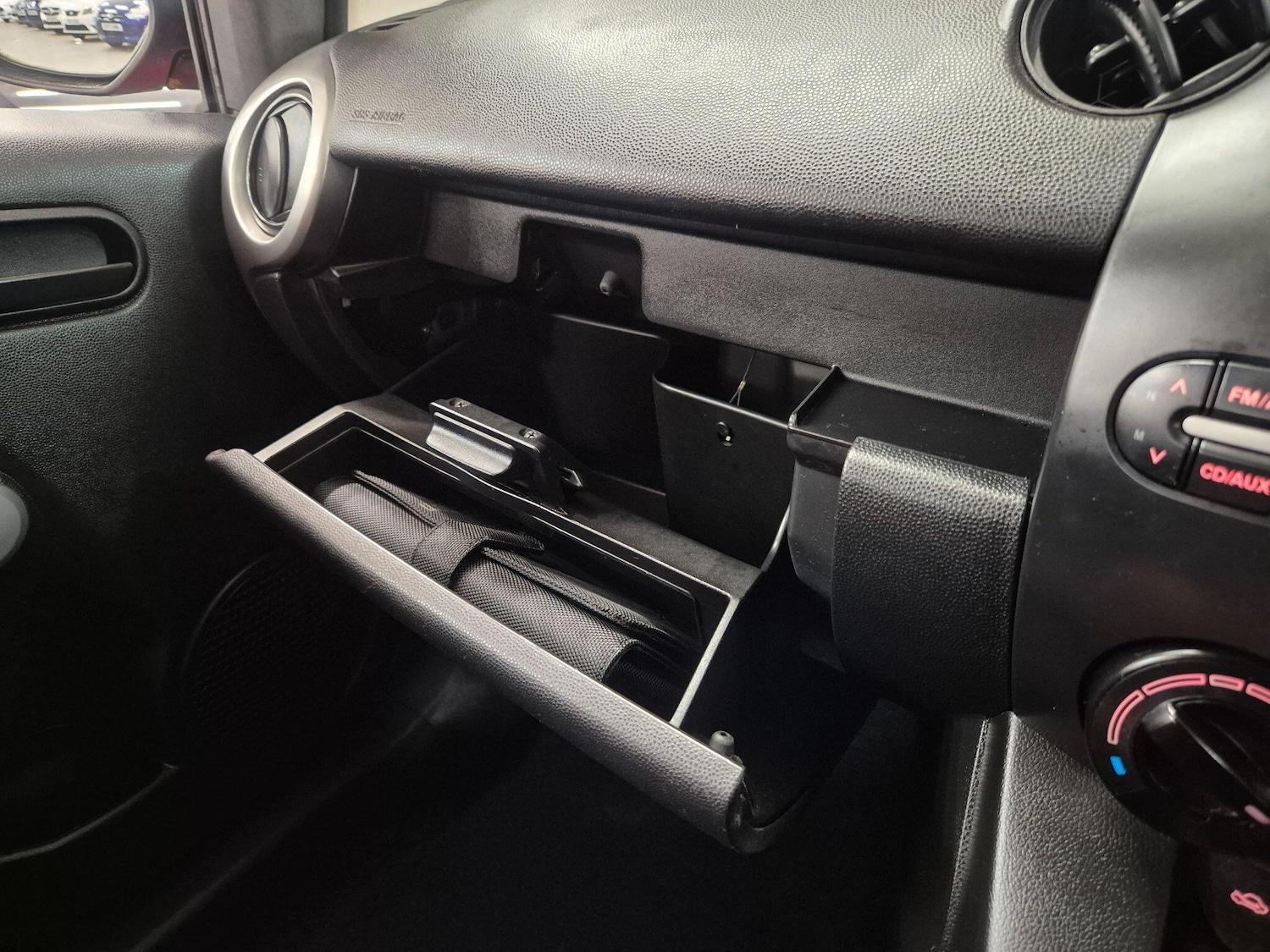 Used Mazda Mazda2 2010 for sale - 77387018: Photo 49