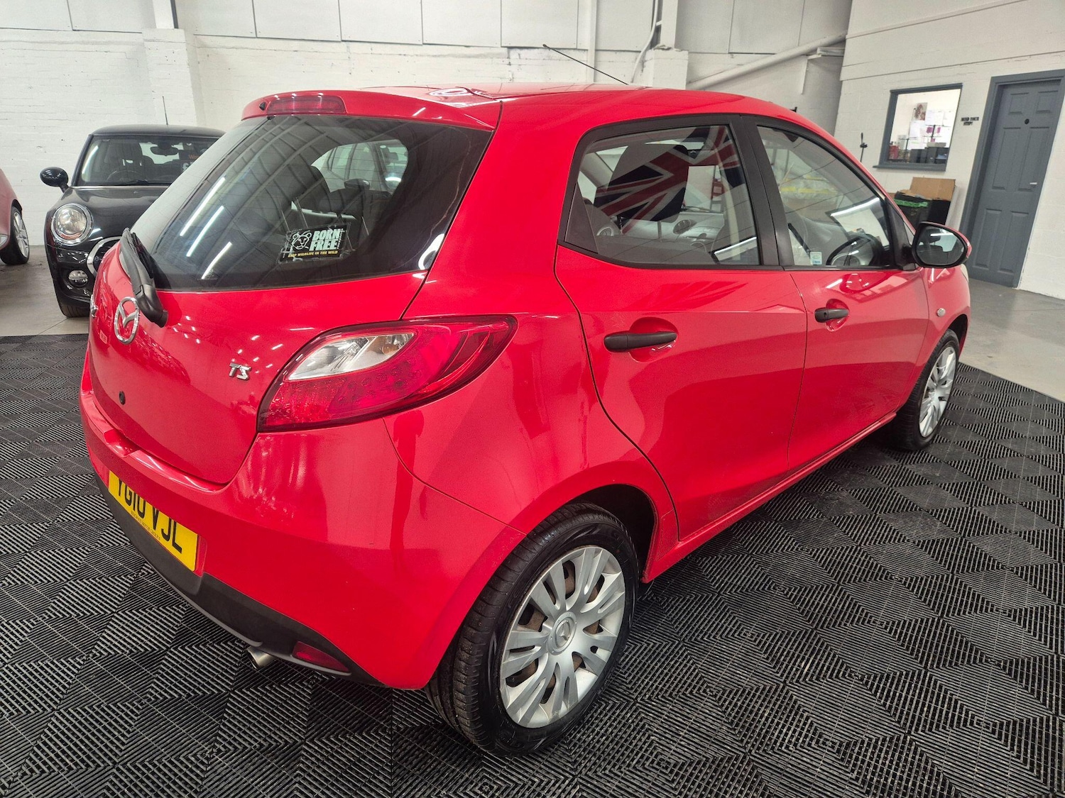Used Mazda Mazda2 2010 for sale - 77387018: Photo 8