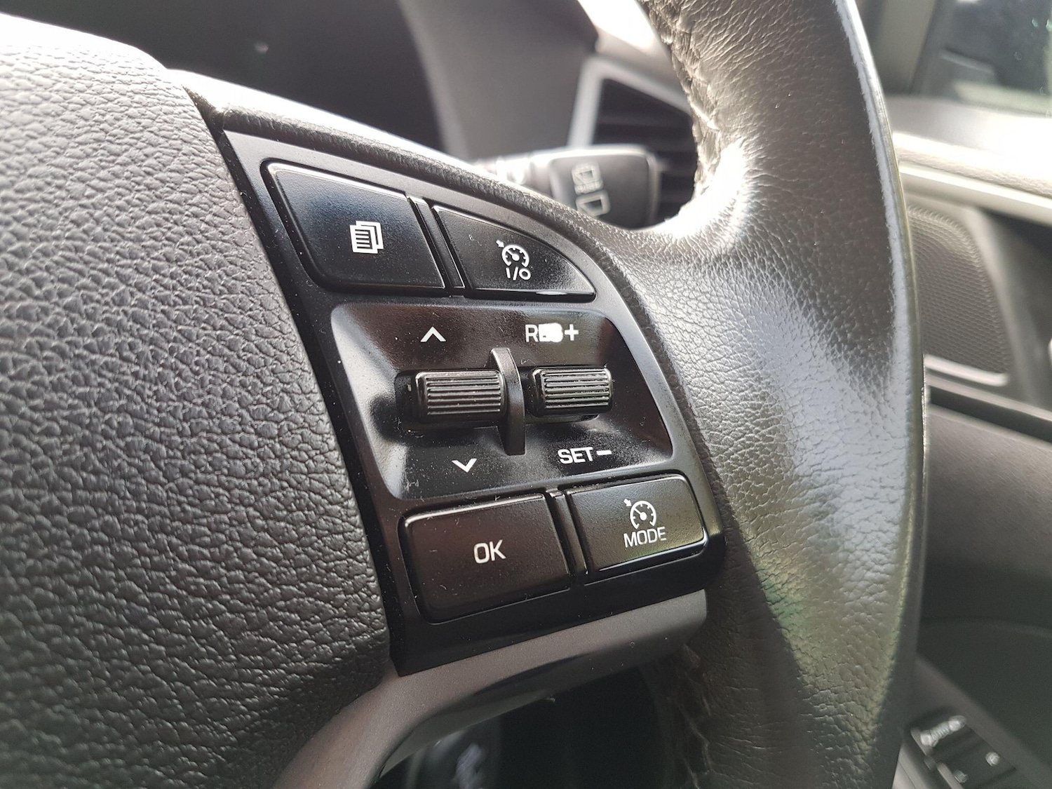 Used Hyundai TUCSON 2017 for sale - 76359900: Photo 18