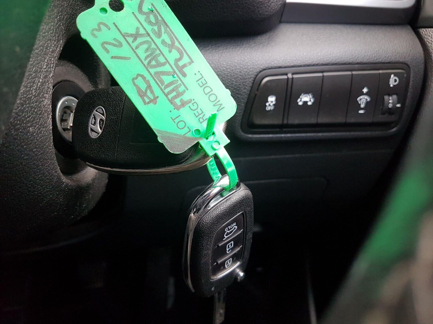 Used Hyundai TUCSON 2017 for sale - 76359900: Photo 25