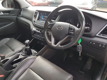 Used Hyundai TUCSON 2017 for sale - 76359900: Photo