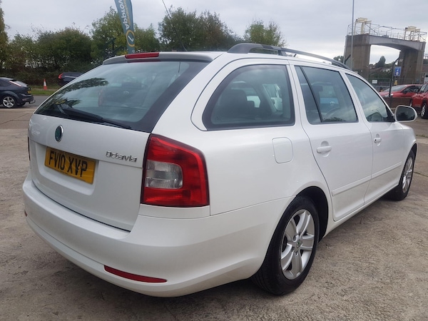Used Skoda Octavia 2010 for sale - 76199937: Photo 10