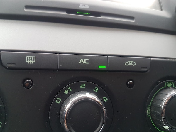 Used Skoda Octavia 2010 for sale - 76199937: Photo 19