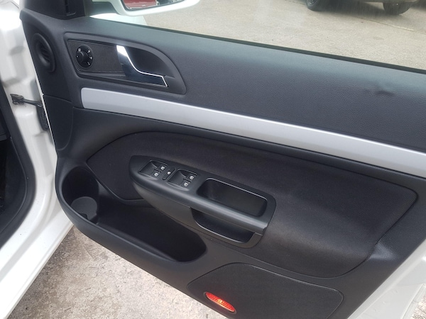 Used Skoda Octavia 2010 for sale - 76199937: Photo 38