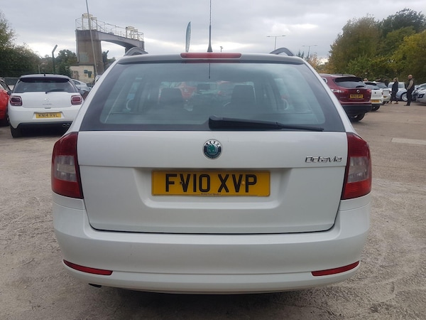 Used Skoda Octavia 2010 for sale - 76199937: Photo 8