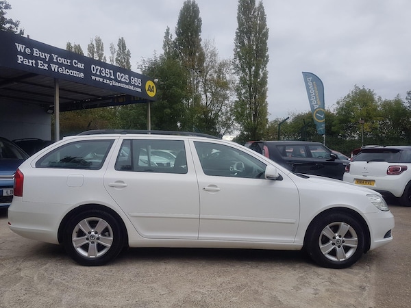 Used Skoda Octavia 2010 for sale - 76199937: Photo 9
