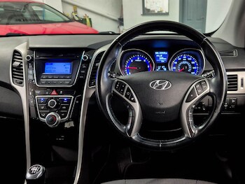 Used Hyundai i30 2016 for sale - 78260648: Photo