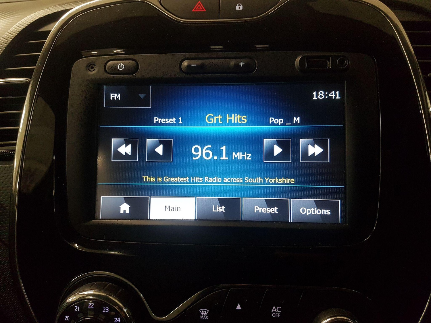 Used Renault Captur 2013 for sale - 77109501: Photo 24