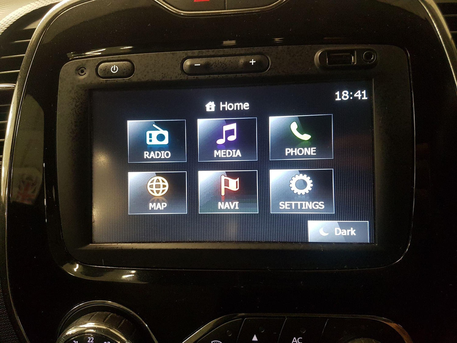 Used Renault Captur 2013 for sale - 77109501: Photo 25