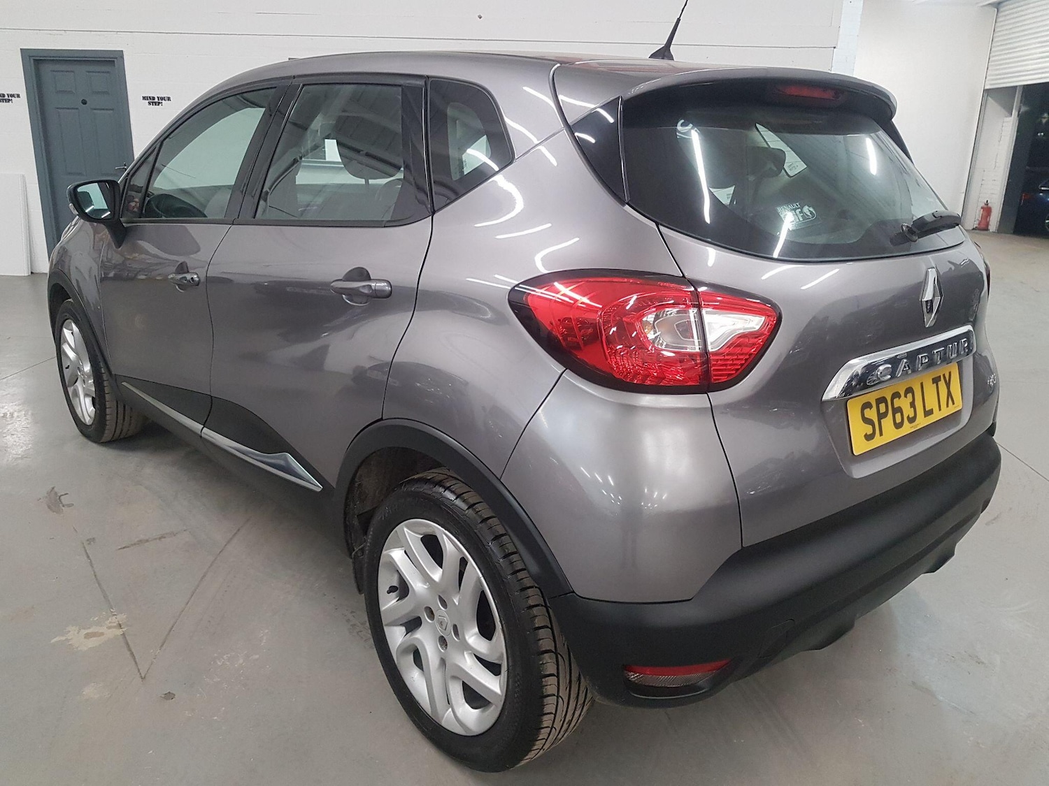 Used Renault Captur 2013 for sale - 77109501: Photo 6