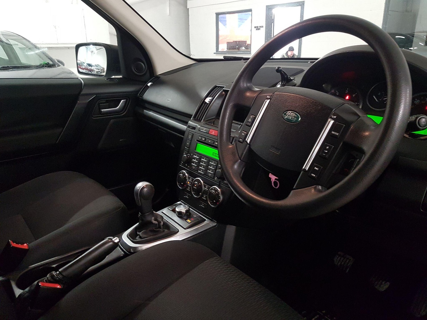 Used Land Rover Freelander 2012 for sale - 76472373: Photo 2