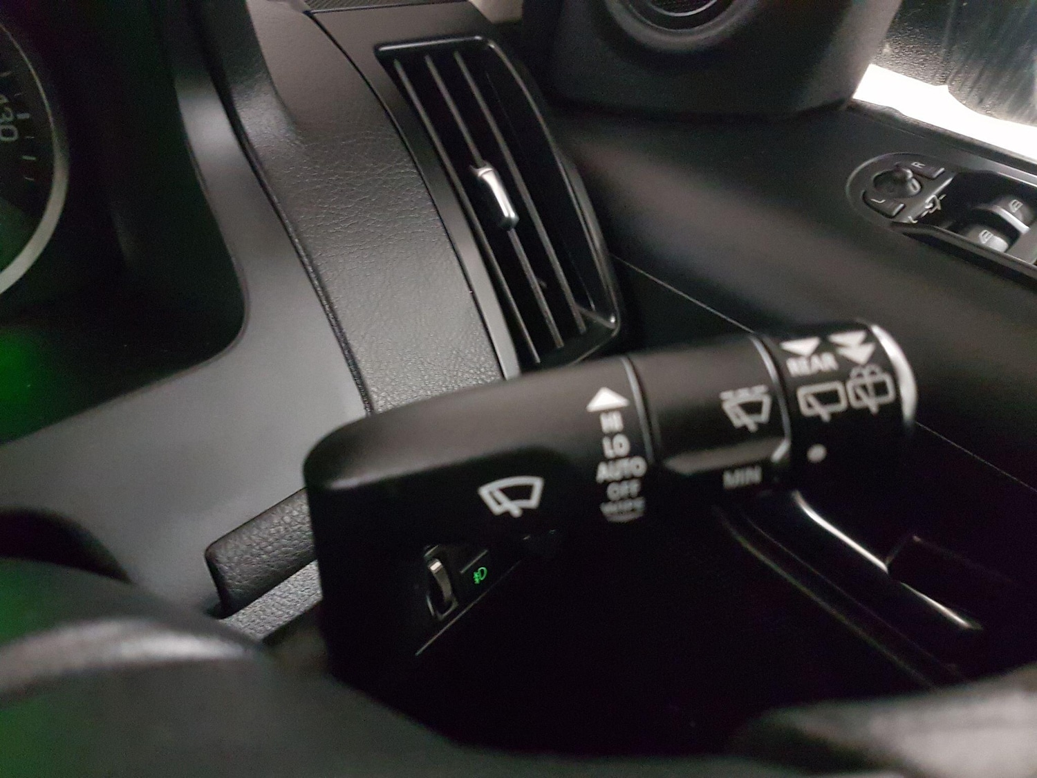 Used Land Rover Freelander 2012 for sale - 76472373: Photo 46