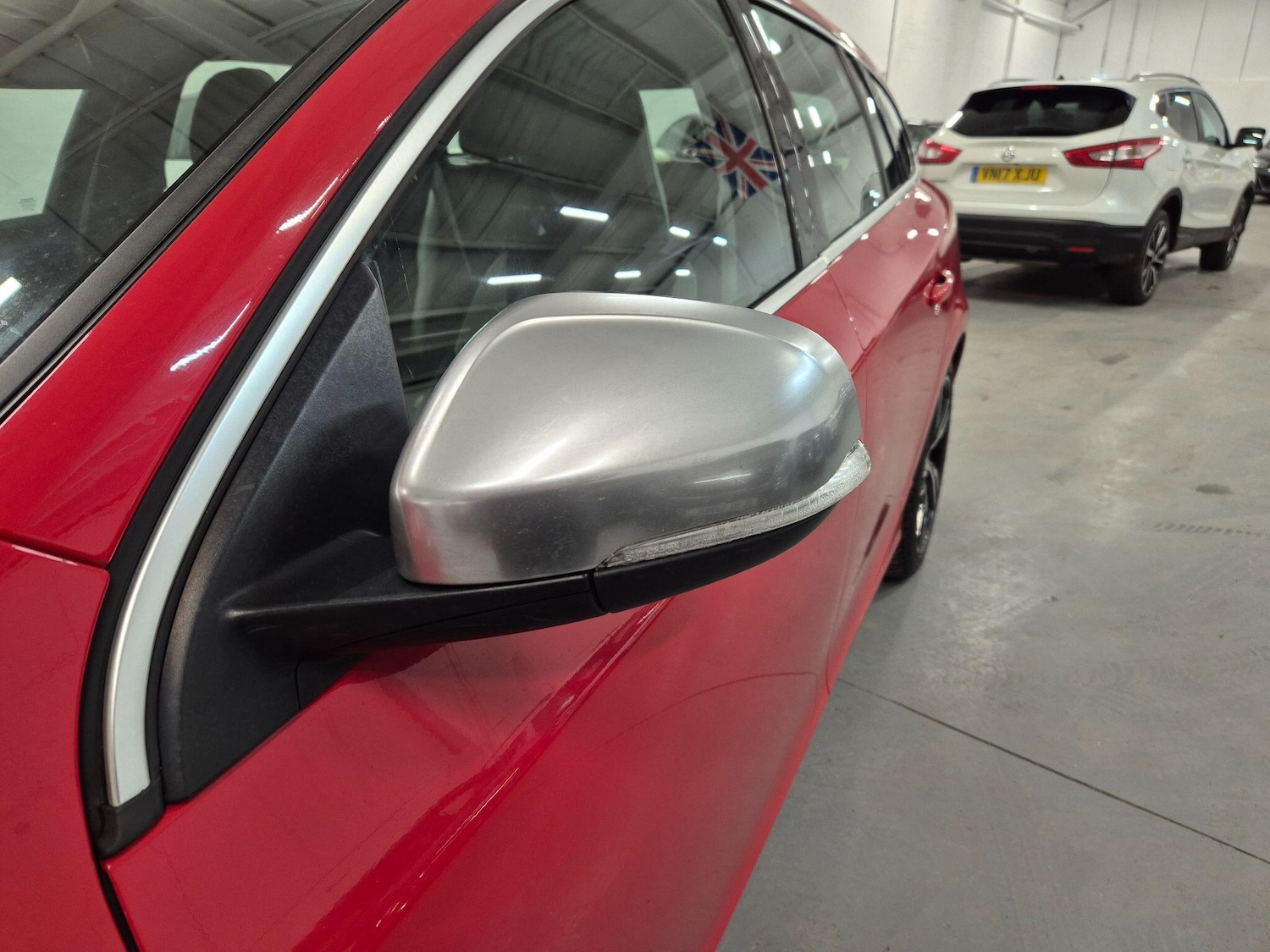 Used Volvo V60 2012 for sale - 76786650: Photo 12