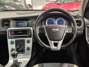 Used Volvo V60 2012 for sale - 76786650: Photo