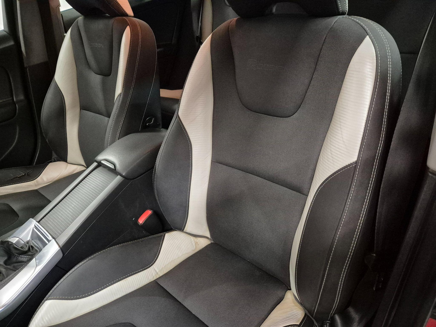 Used Volvo V60 2012 for sale - 76786650: Photo 49