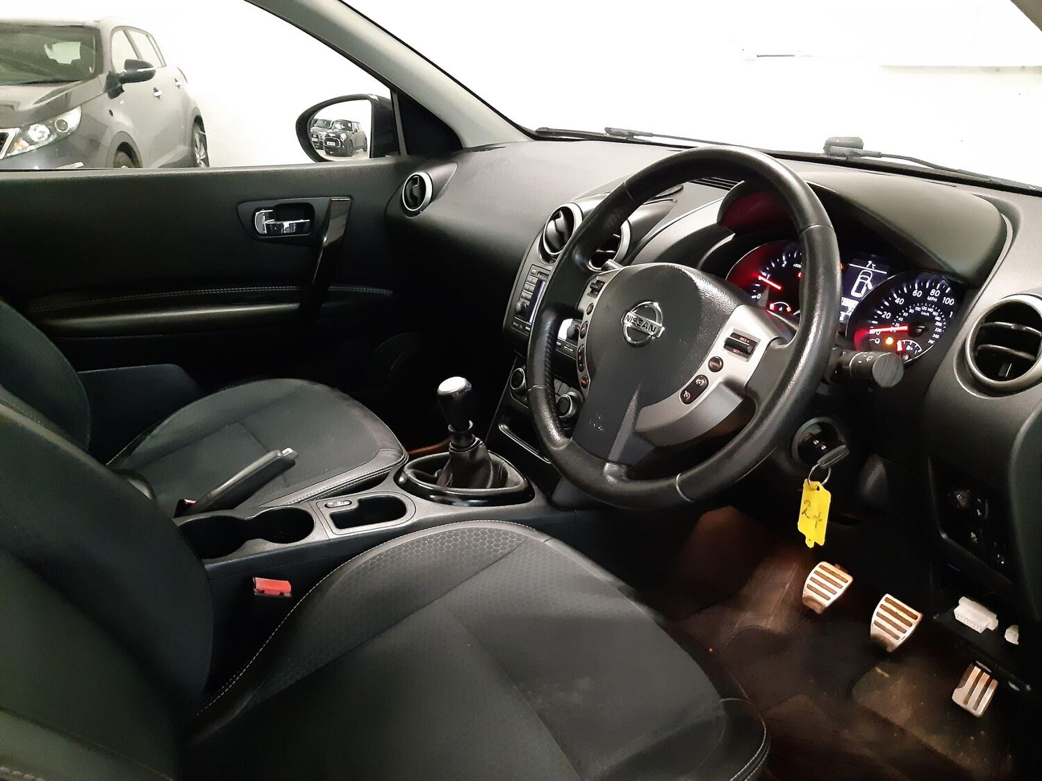 Used Nissan Qashqai 2013 for sale - 76619790: Photo 2