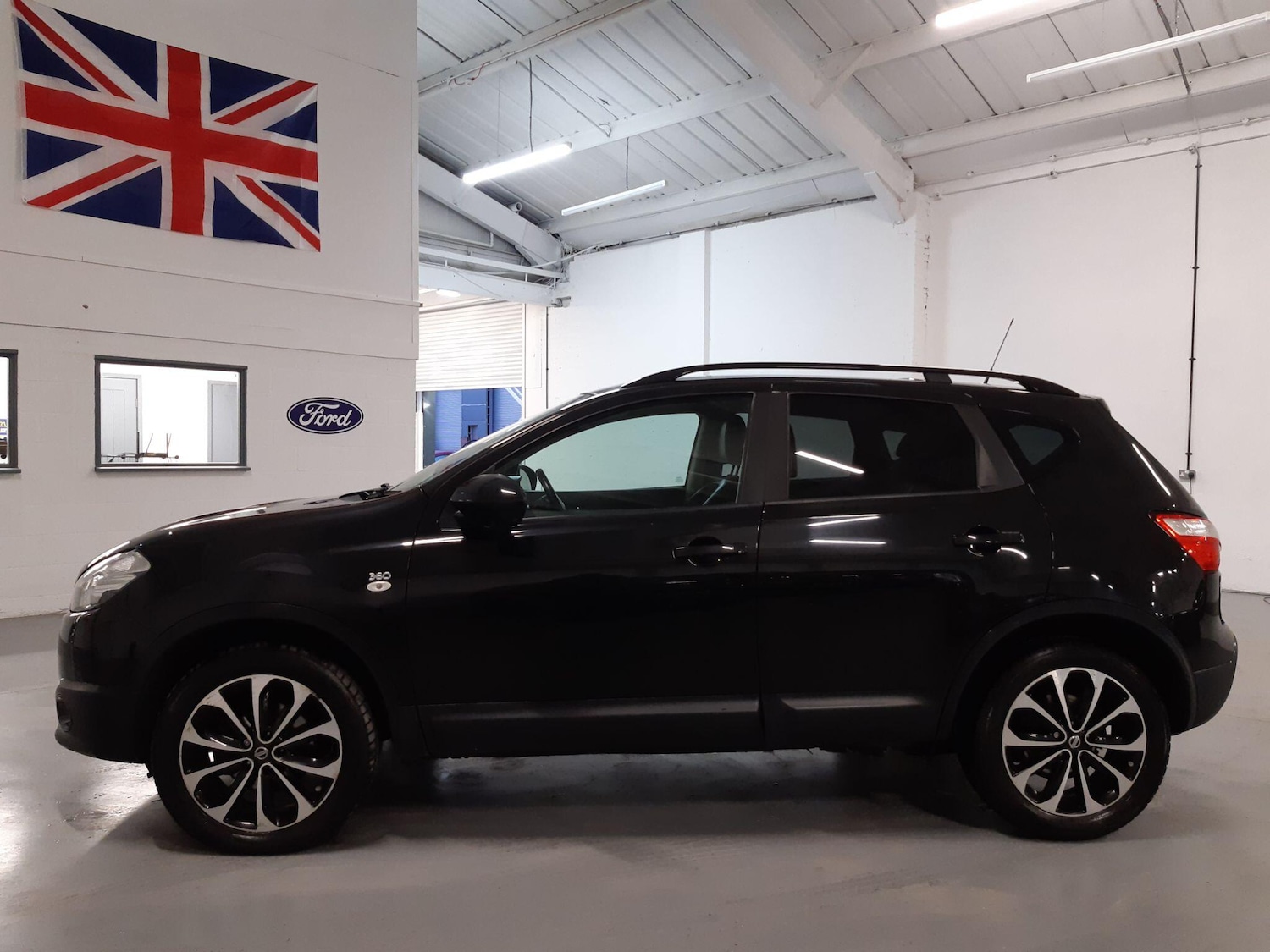 Used Nissan Qashqai 2013 for sale - 76619790: Photo 7