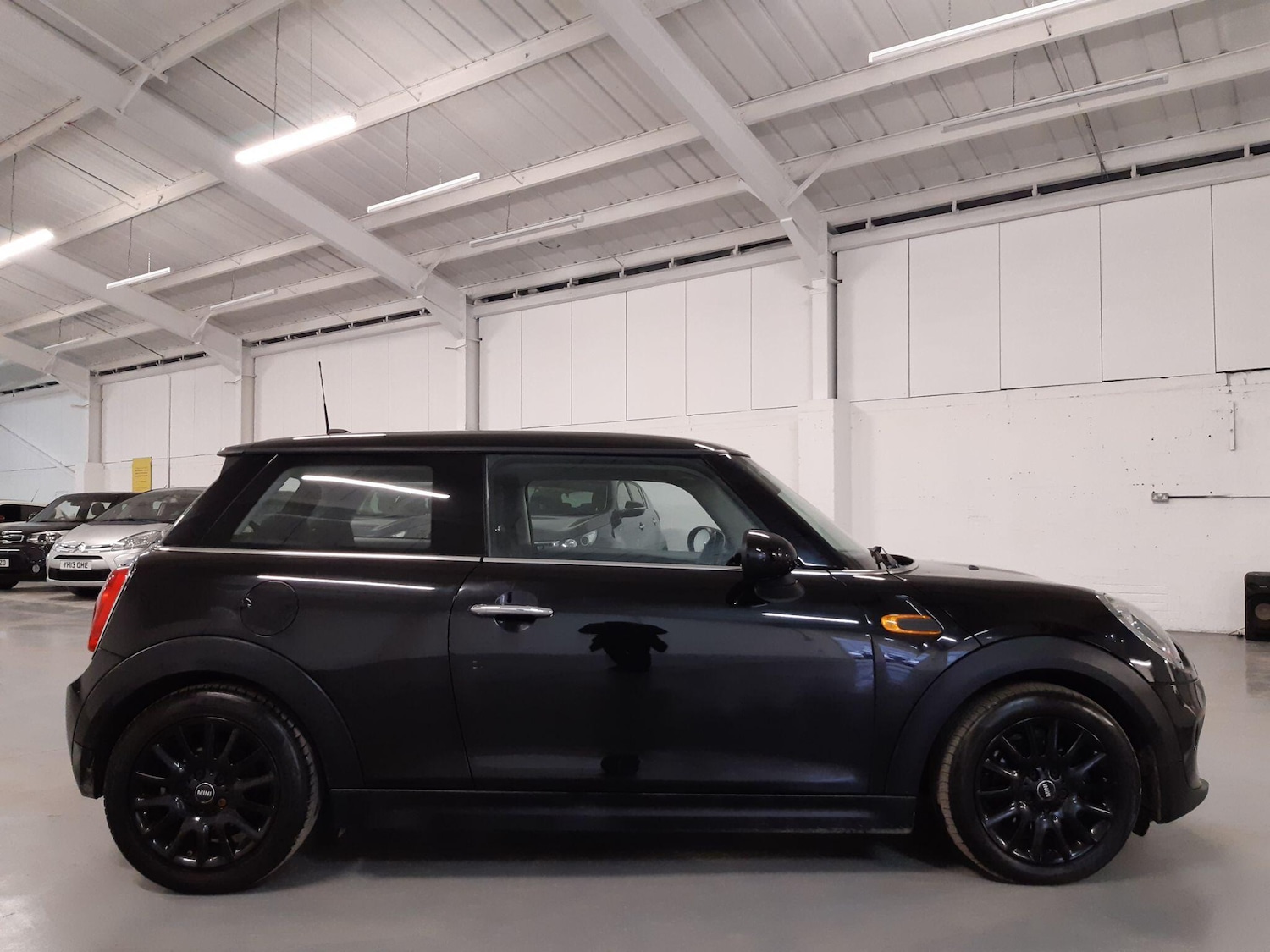 Used MINI Hatch 2017 for sale - 76620475: Photo 12