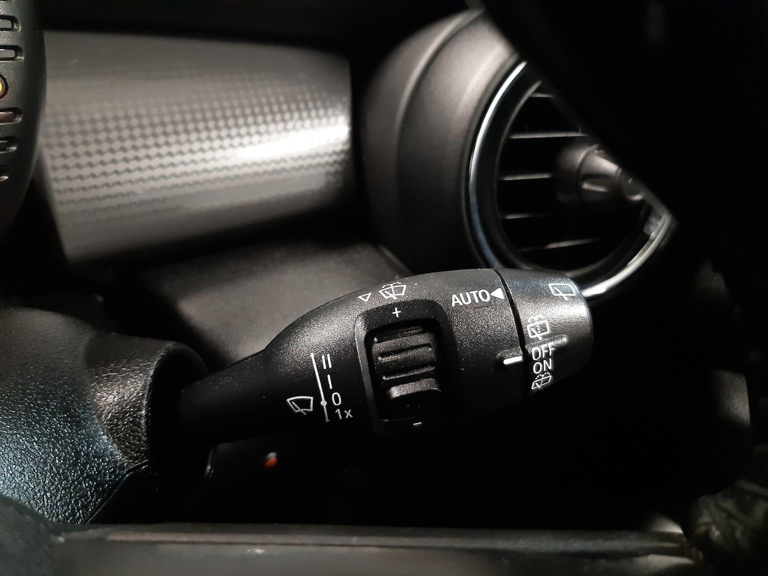 Used MINI Hatch 2017 for sale - 76620475: Photo 24