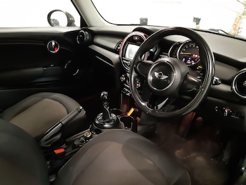 Used MINI Hatch 2017 for sale - 76620475: Photo