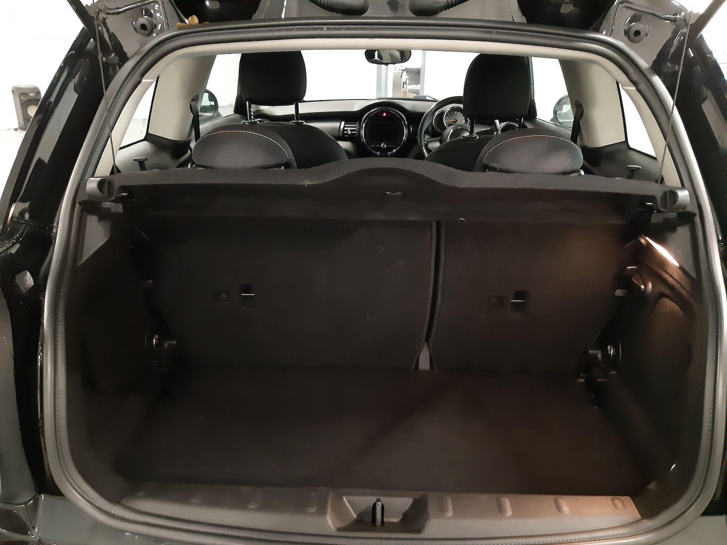 Used MINI Hatch 2017 for sale - 76620475: Photo 30