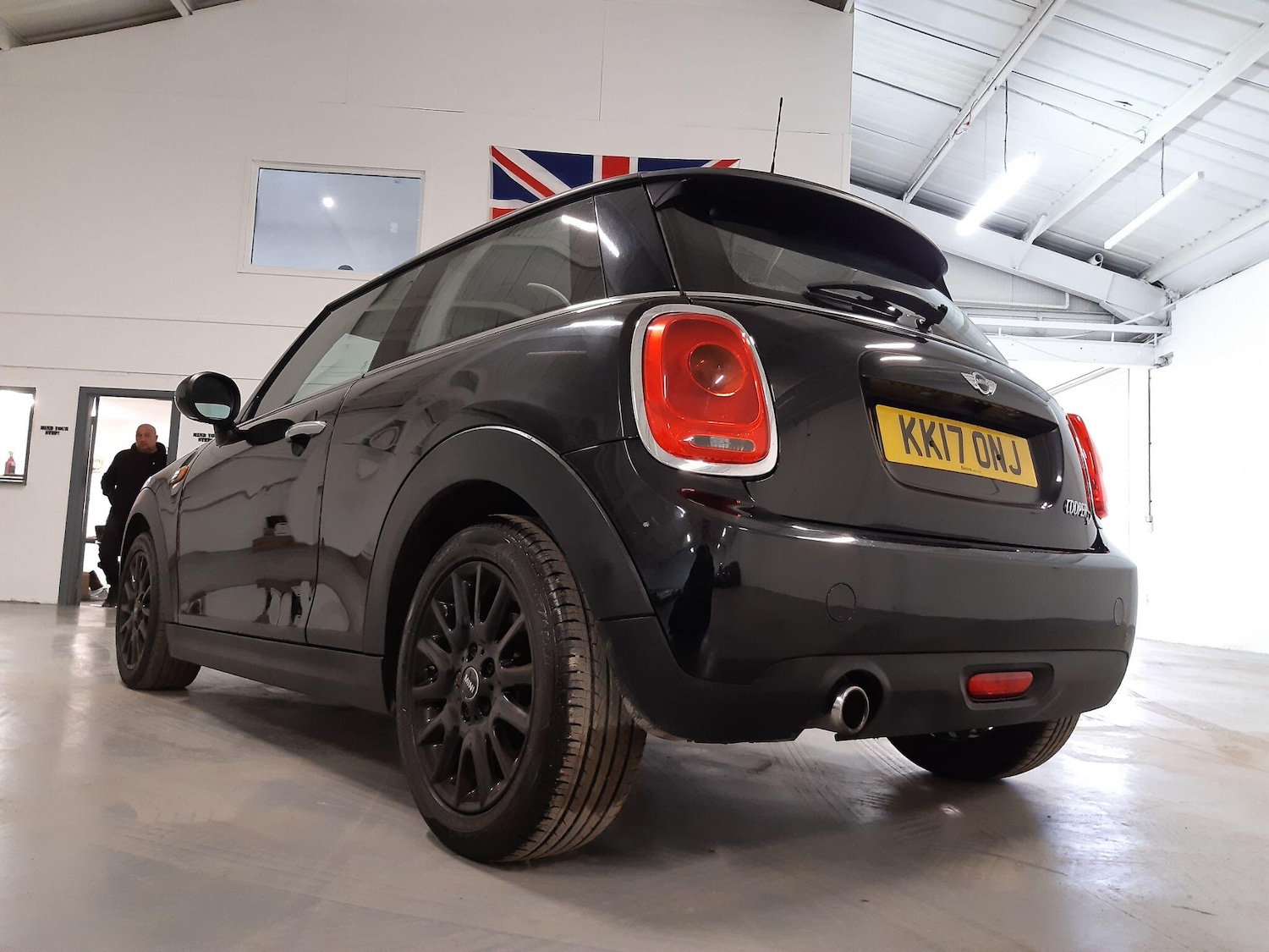 Used MINI Hatch 2017 for sale - 76620475: Photo 8
