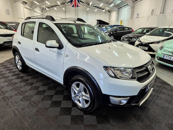 Used Dacia Sandero Stepway 2014 for sale - 78866820: Photo