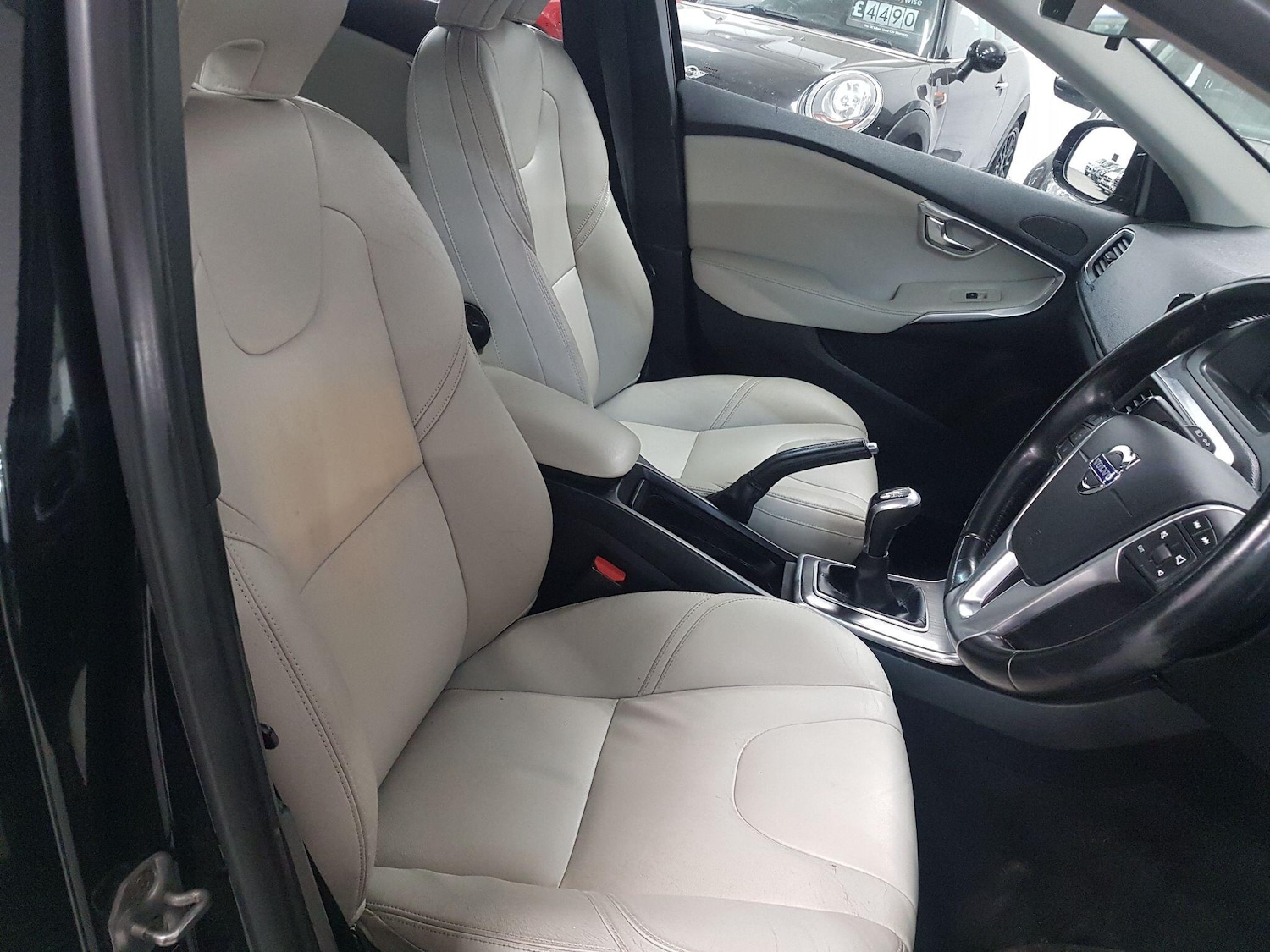 Used Volvo V40 2015 for sale - 77109772: Photo 13