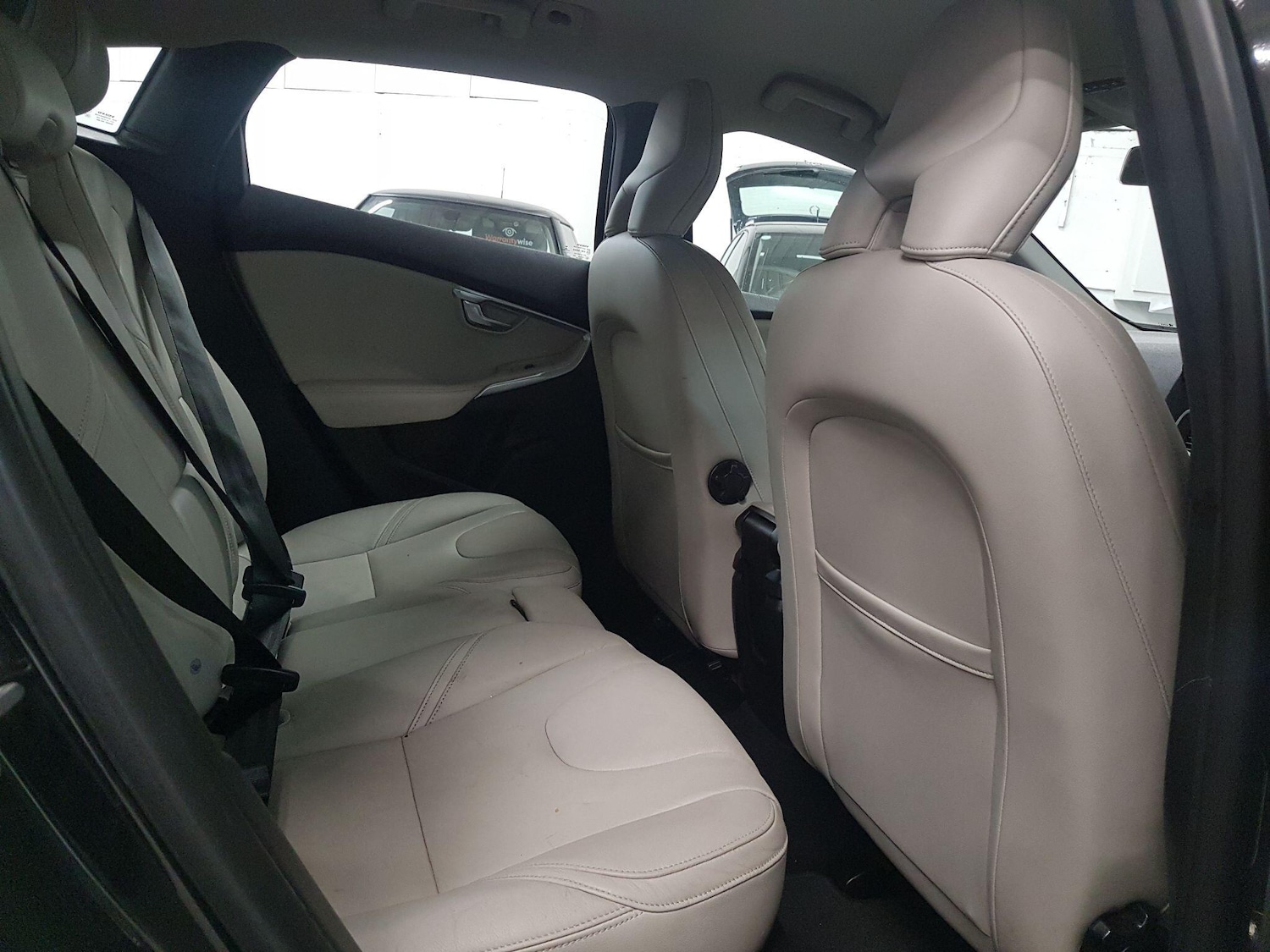 Used Volvo V40 2015 for sale - 77109772: Photo 14