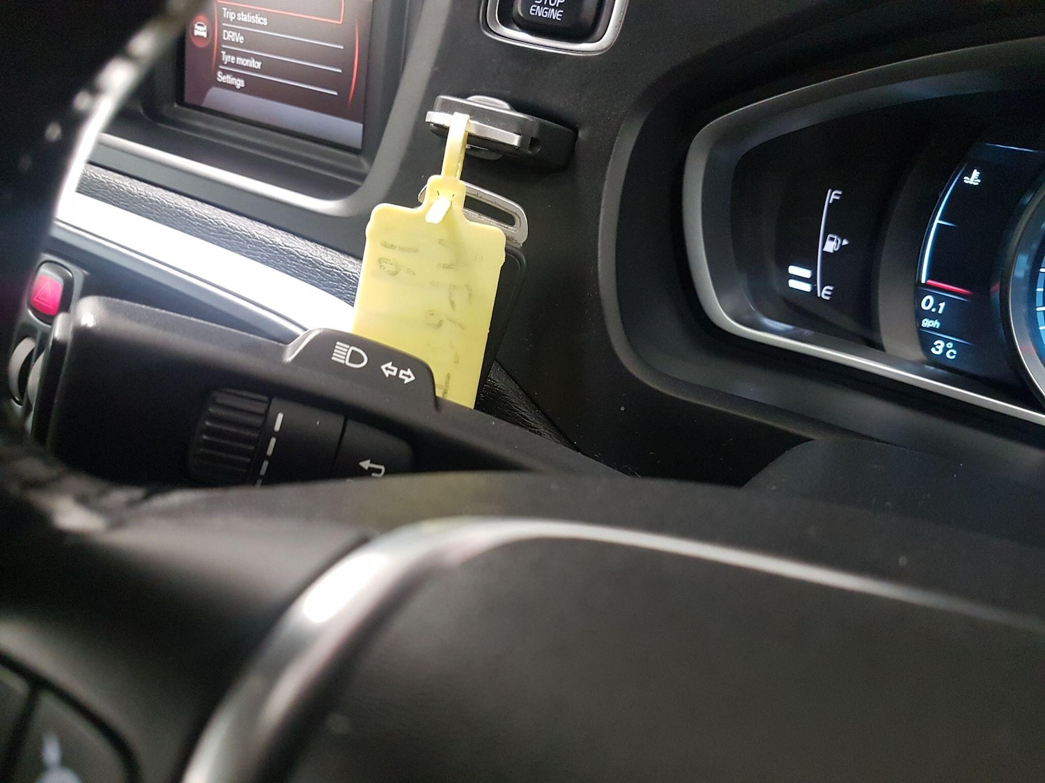 Used Volvo V40 2015 for sale - 77109772: Photo 22