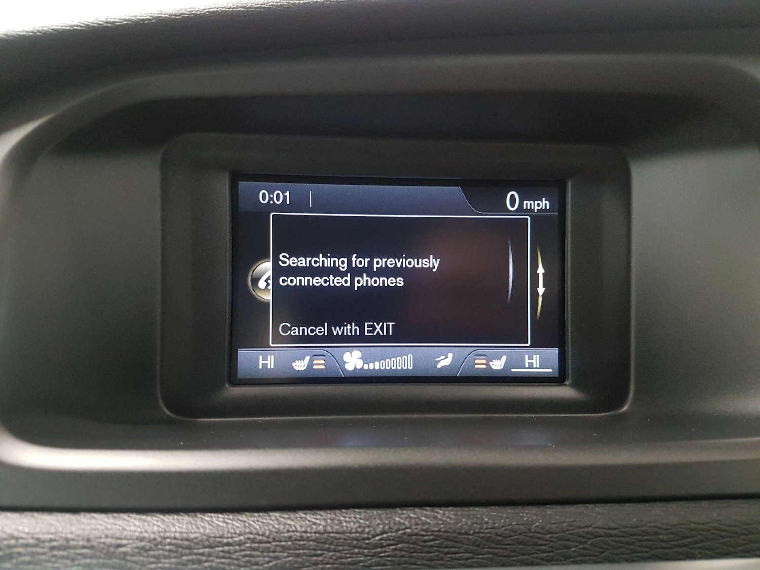 Used Volvo V40 2015 for sale - 77109772: Photo 28