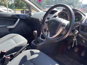 Used Ford Fiesta 2011 for sale - 78759327: Photo