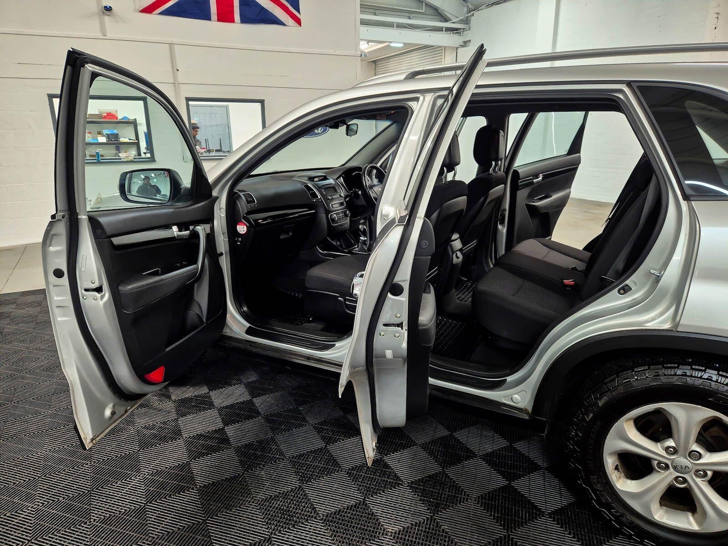 Used Kia Sorento 2013 for sale - 78019781: Photo 32