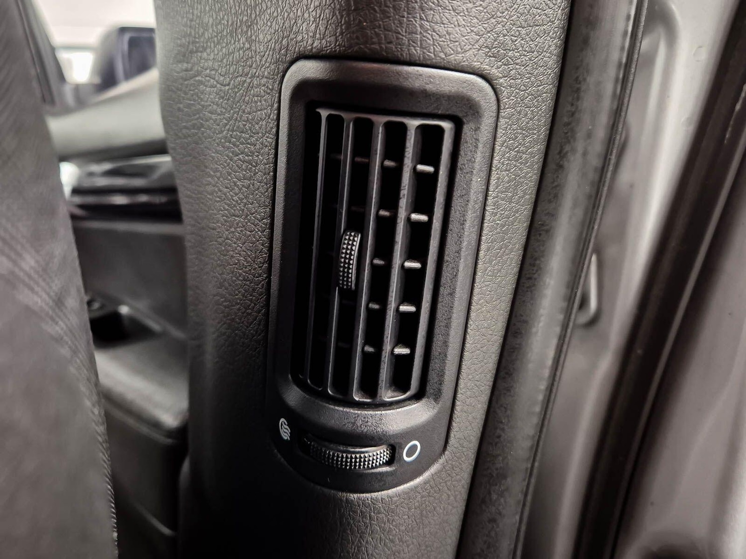 Used Kia Sorento 2013 for sale - 78019781: Photo 96