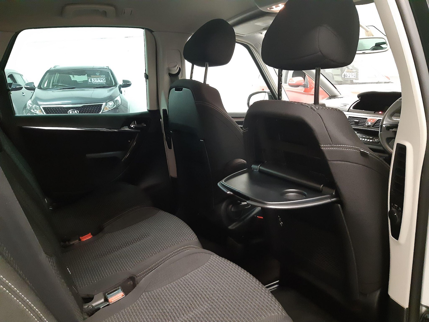 Used Citroen C4 Picasso 2013 for sale - 76645569: Photo 13