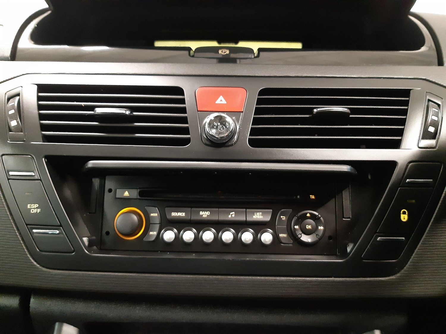 Used Citroen C4 Picasso 2013 for sale - 76645569: Photo 21