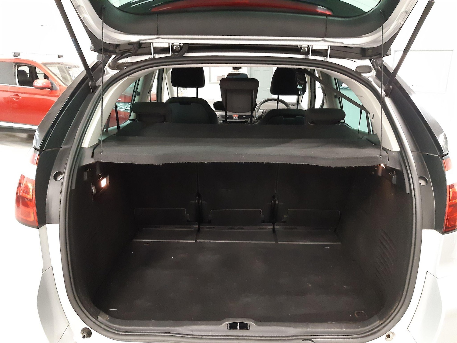 Used Citroen C4 Picasso 2013 for sale - 76645569: Photo 22