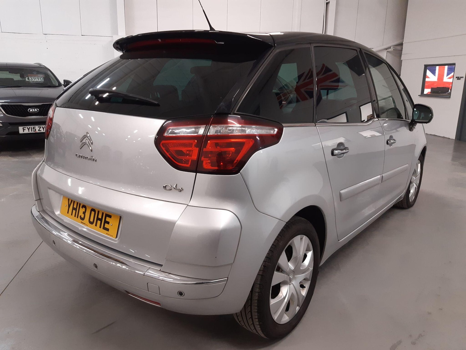 Used Citroen C4 Picasso 2013 for sale - 76645569: Photo 8