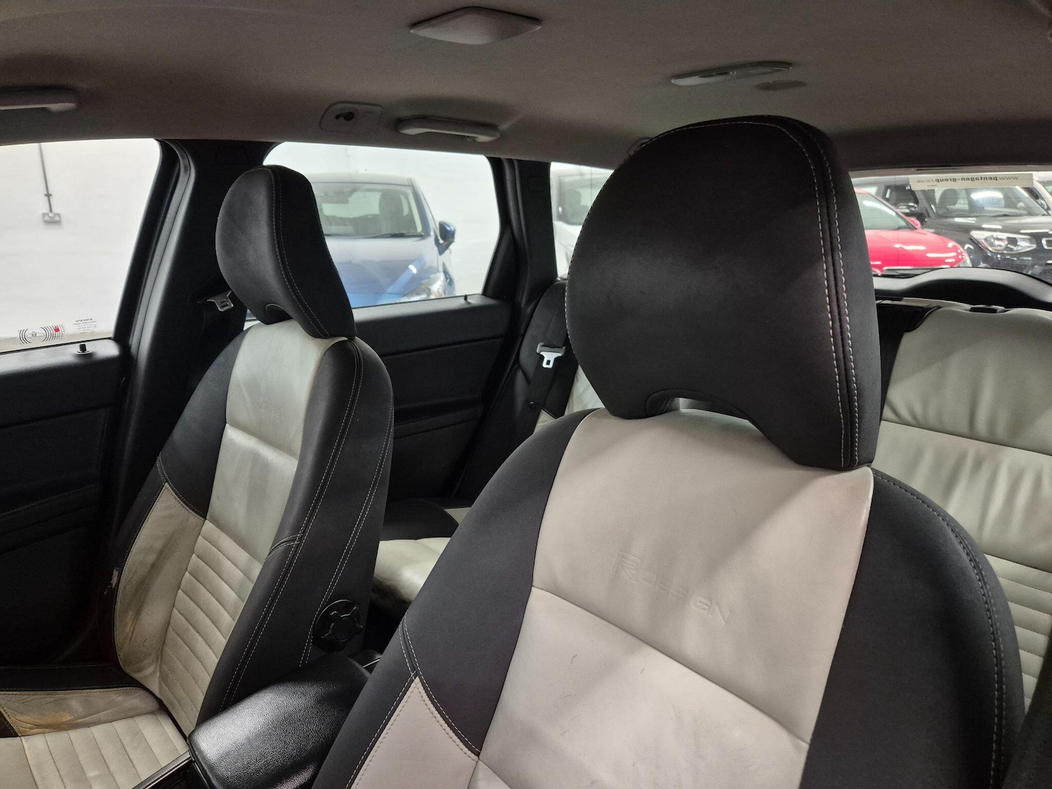 Used Volvo V50 2010 for sale - 77131781: Photo 48