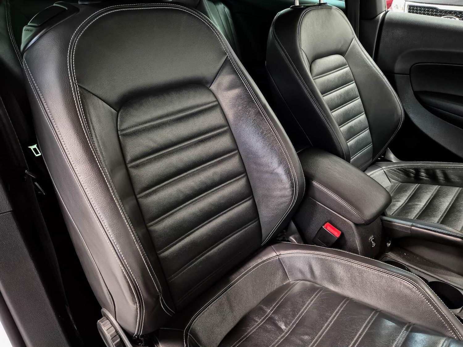 Used Volkswagen Scirocco 2010 for sale - 77015329: Photo 35